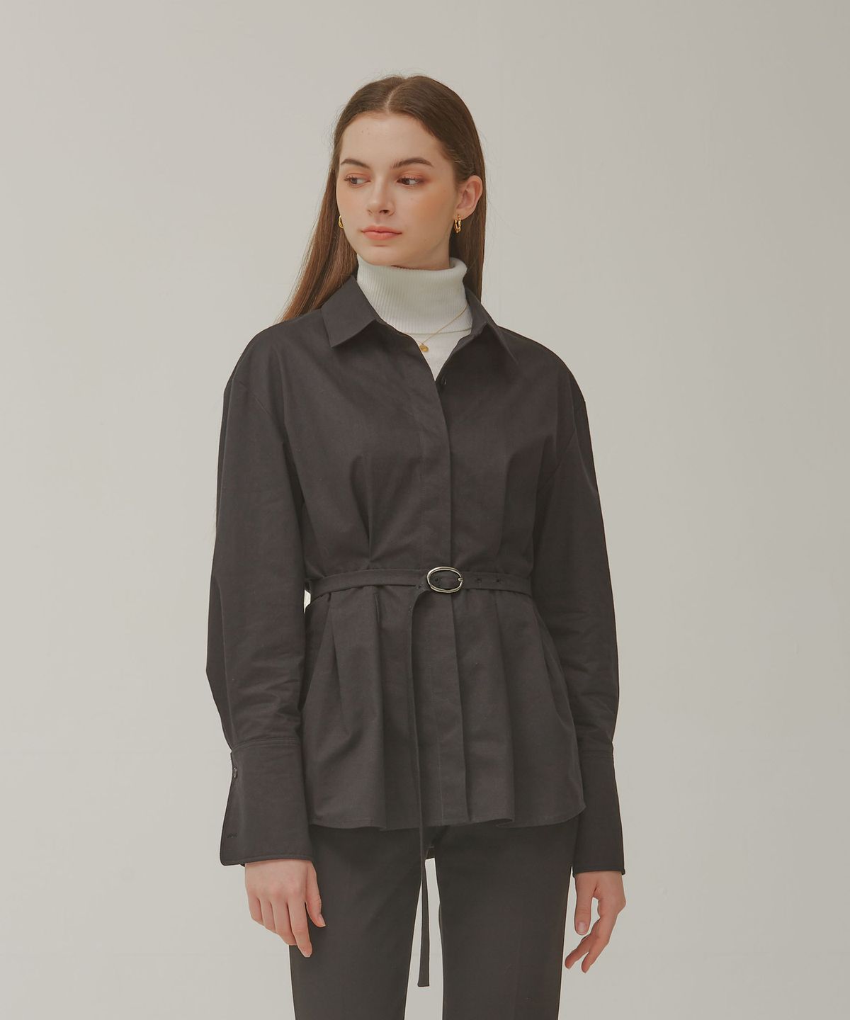 포지티브 바이브(POSITIVE VIBE) Waist tuck detail shirt(Black)