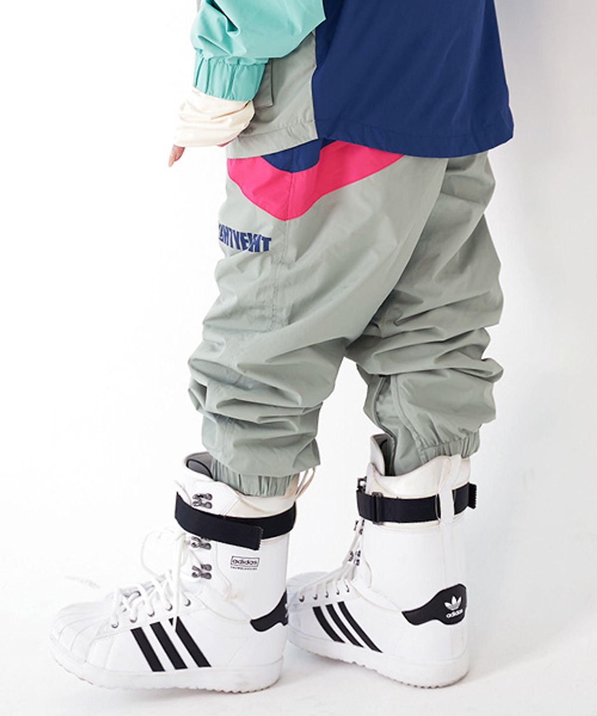 88리미티드(88LIMITED) P3 21ISSUEpants(P3 21이슈 gray)