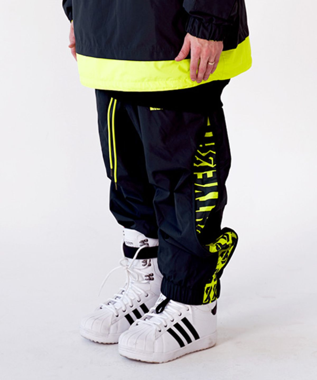 88리미티드(88LIMITED) P2 21BOXER pants(P2 21복서팬츠-BLK/LEMON)