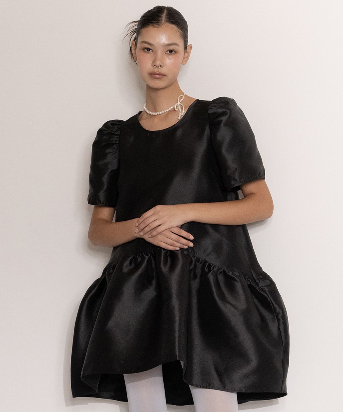 방떼(VENTE) Tiered high-low taffeta dress in Black
