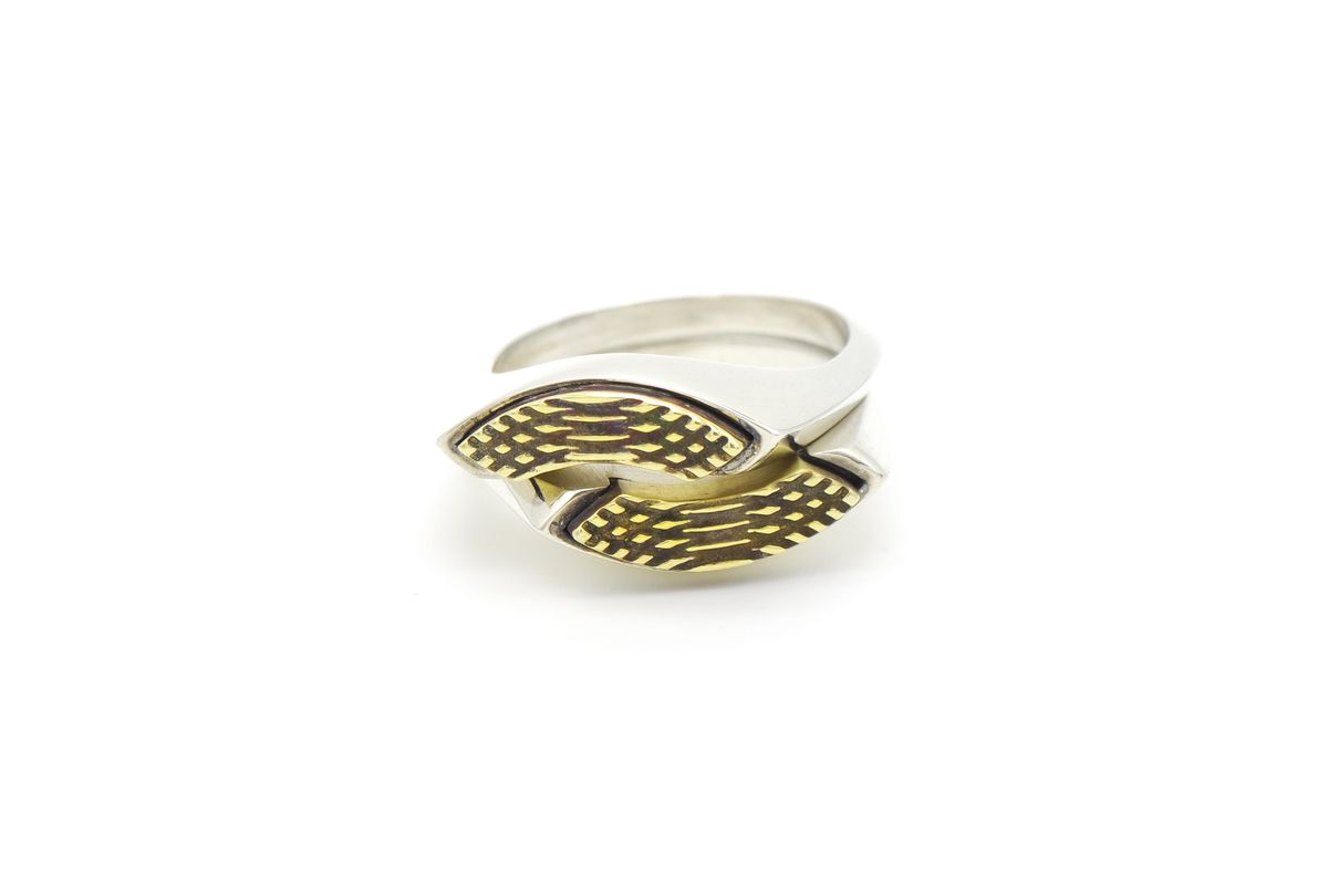 오드콜렛(ODDCOLLET) Hide eye ring