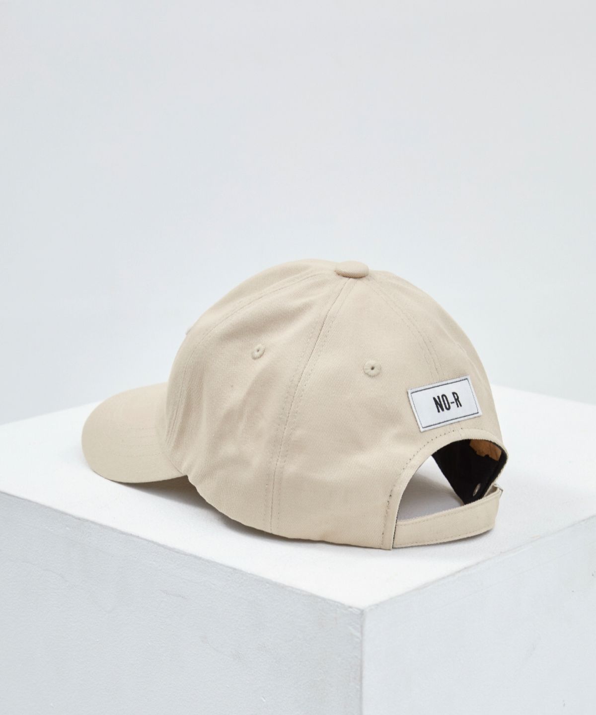 노알(NO-R) [UNISEX] 벌꿀오소리 패치 볼캡 / 베이지
