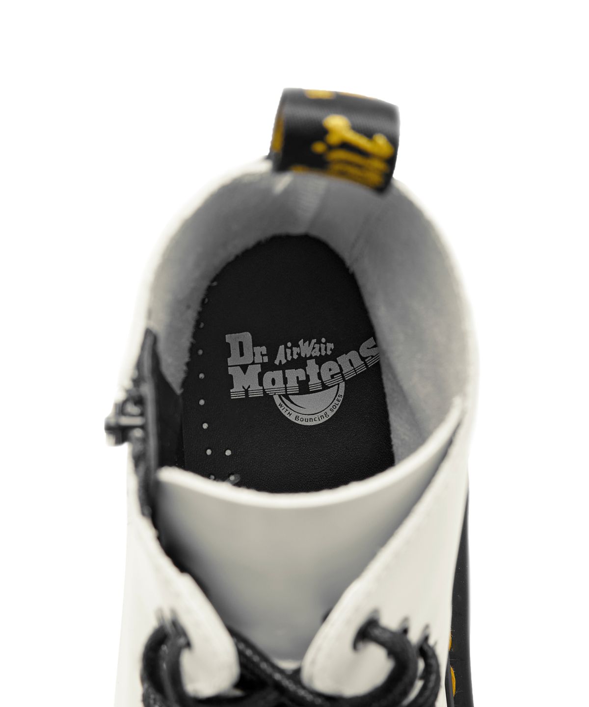 닥터마틴(DR.MARTENS) 제이든 화이트 폴리시드 스무스 / 15265100