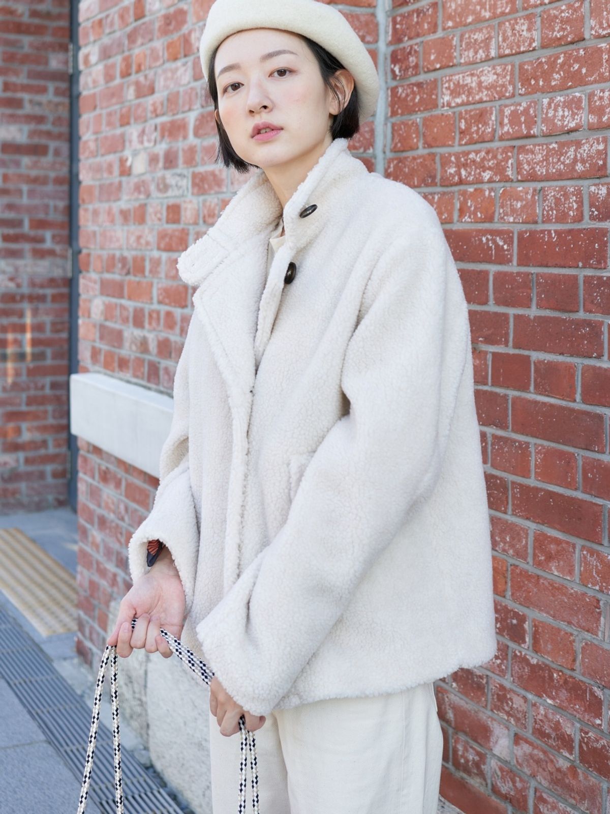 그라인(GRAENN) 에코 뽀글이 아이보리 자켓