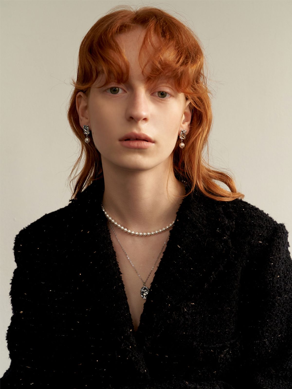 리엔느와르(leeENoir) Dot Toggle Pearl Necklace (2color)