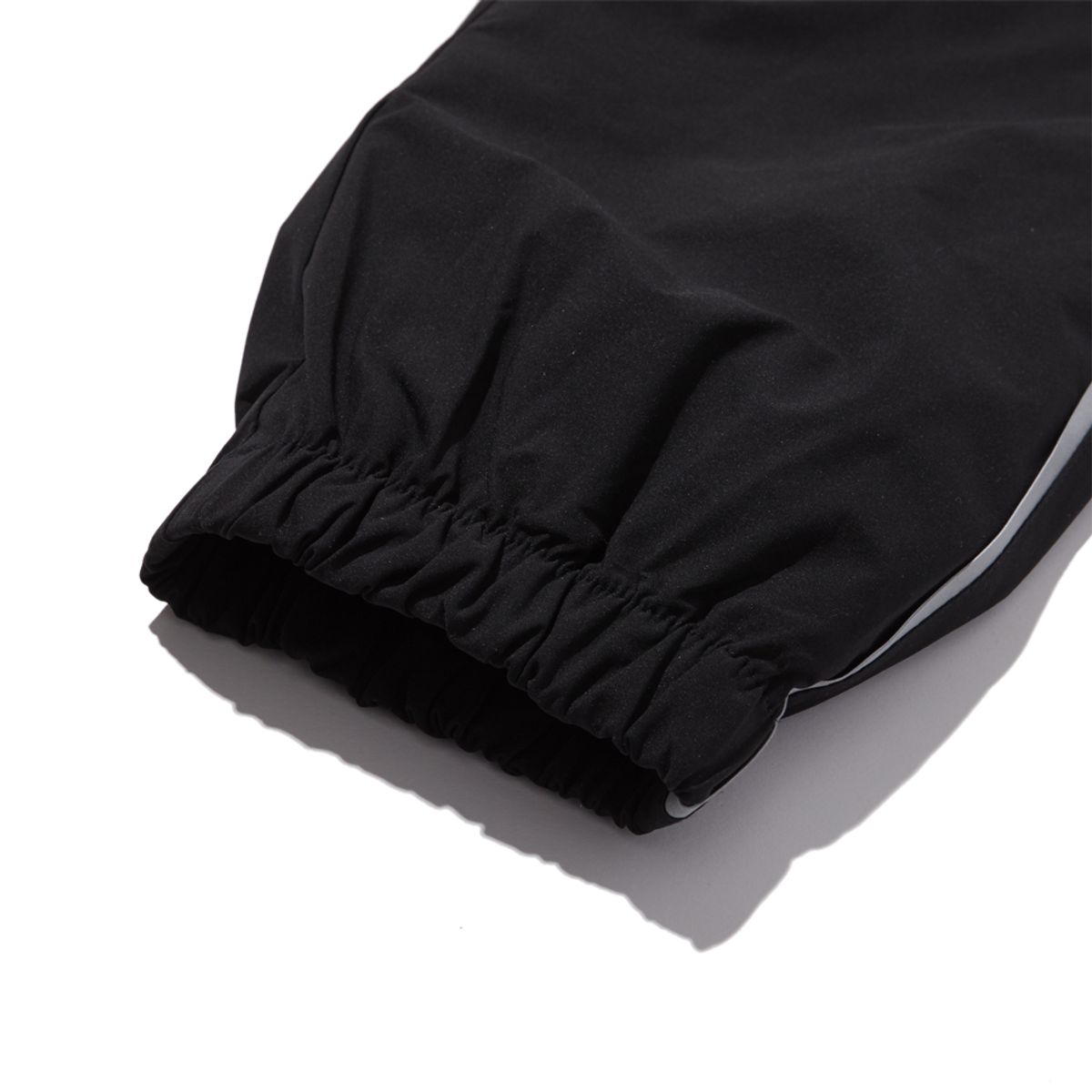 브라이언베리(BRIAN BERRY) POLY REFLECTOR SIDE PANTS_BLACK