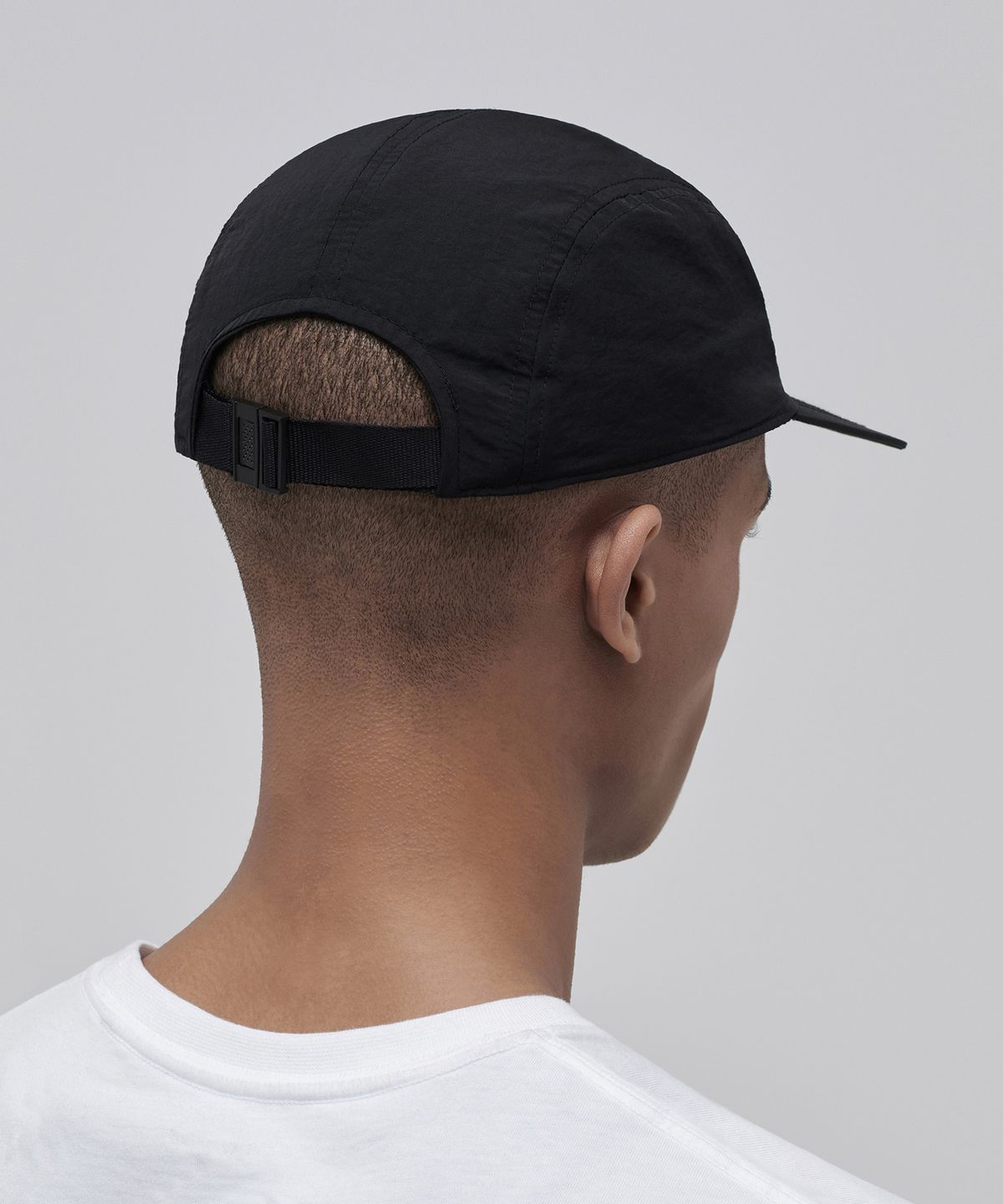 무신사 스탠다드(MUSINSA STANDARD) 나일론 캠프 캡 [블랙]