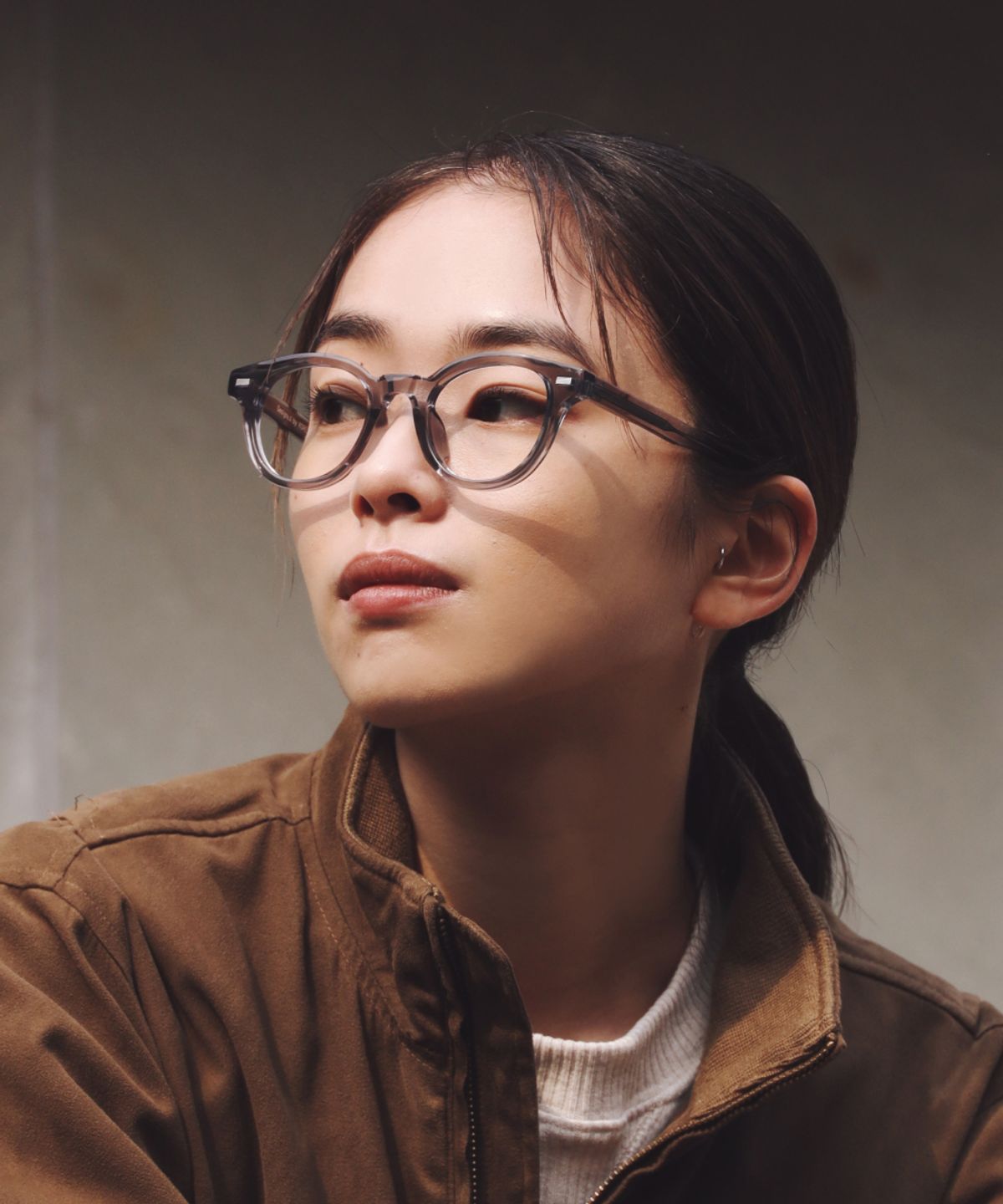 한글(HANGLE) 서울컬렉션 성수 그레이