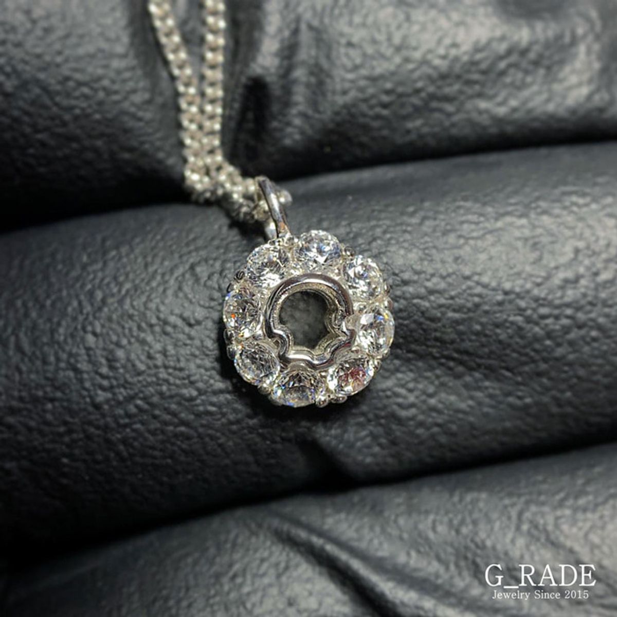 지레이드(G_RADE) Shiny Circle Necklace