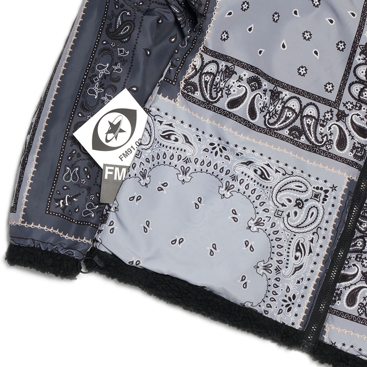 에프엠9102(FM91.02) TEDDY BEAR & PAISLEY REVERSIBLE JACKET black
