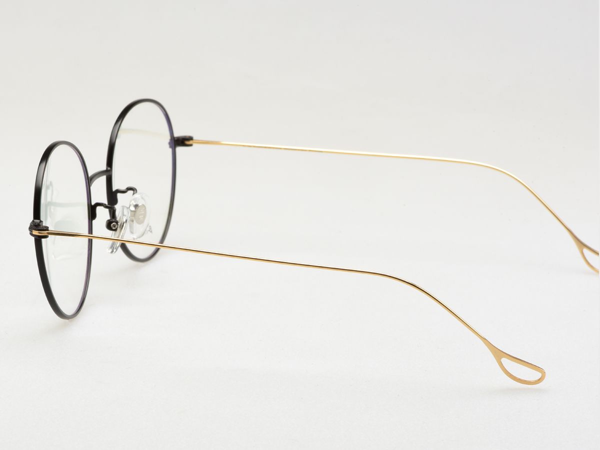 알로아이웨어(ALO EYEWEAR) [ALO:CTZEN] CI8708B C2  베타티타늄 초경량 세미오버사이즈 블랙/골드 슬림 안경테
