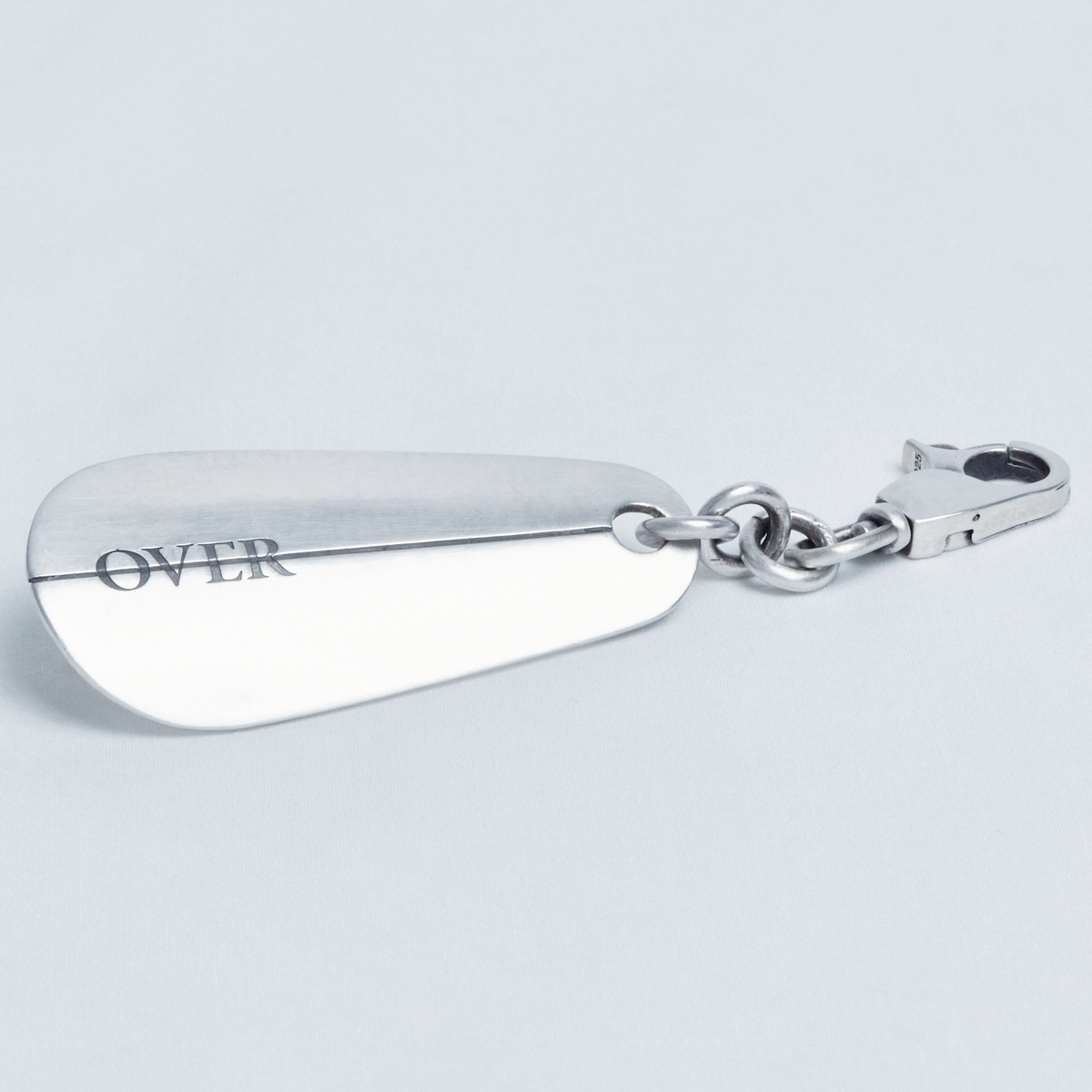 오버더라인(OVER THE LINE) One line Shoehorn Keyring