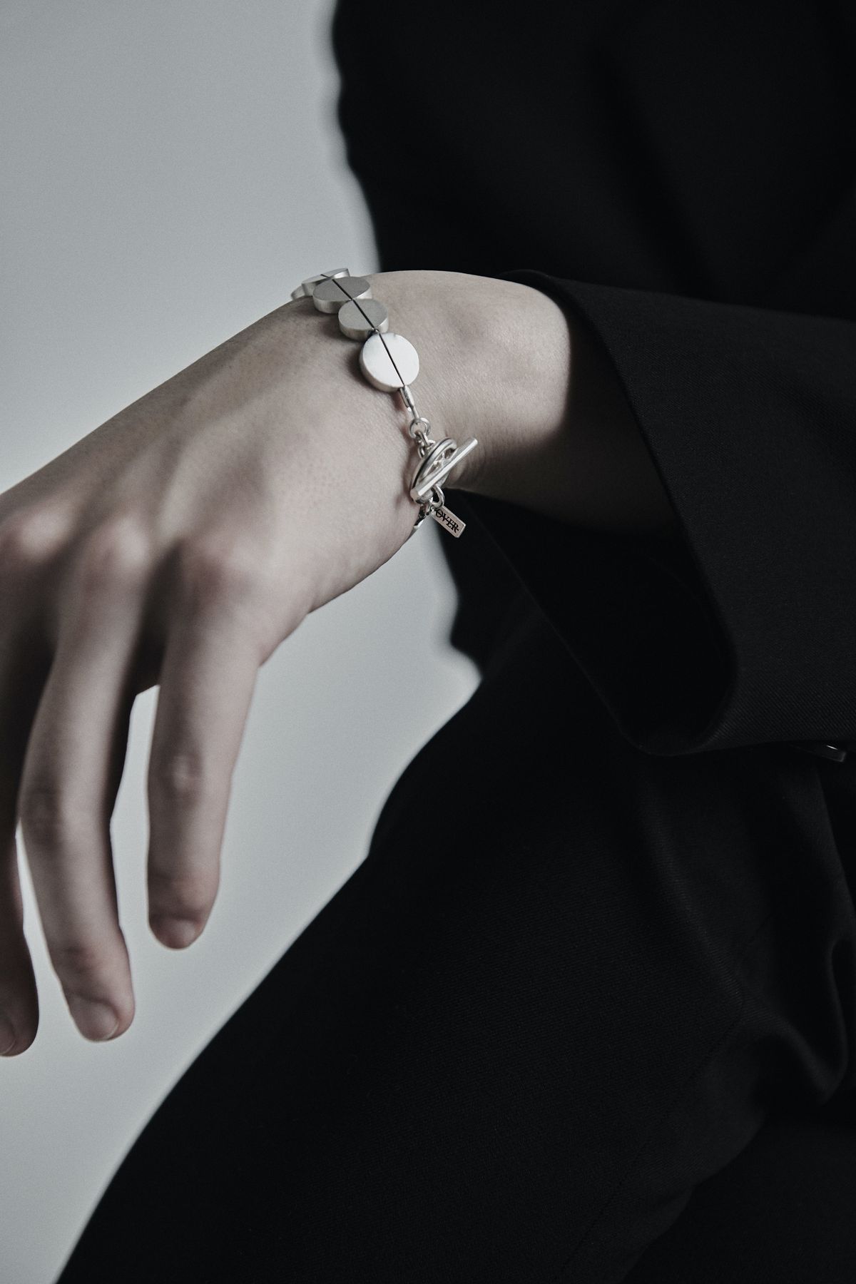 오버더라인(OVER THE LINE) One line Bracelet