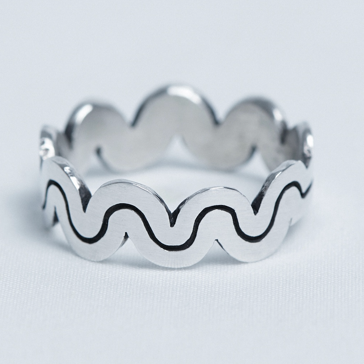 오버더라인(OVER THE LINE) Wave line Ring