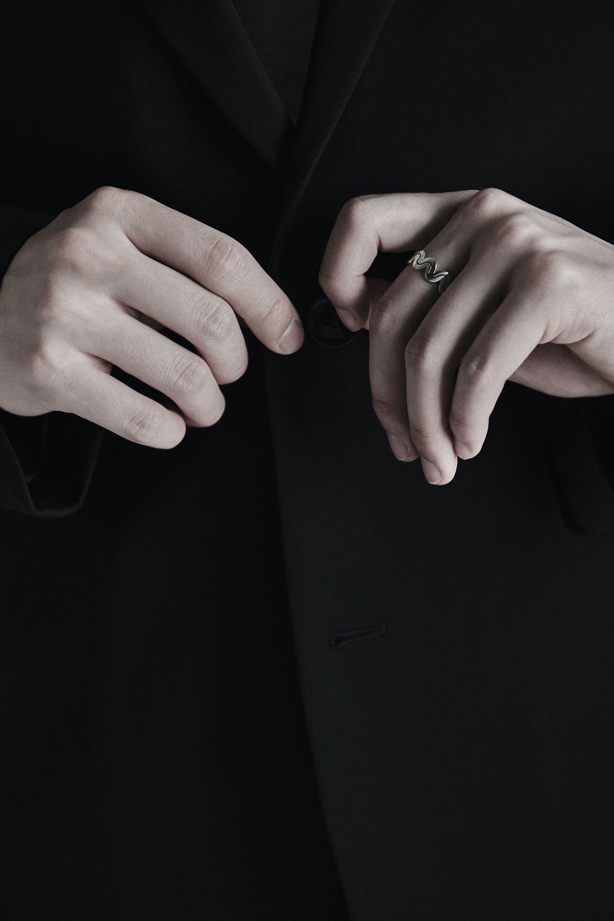 오버더라인(OVER THE LINE) Wave line Ring