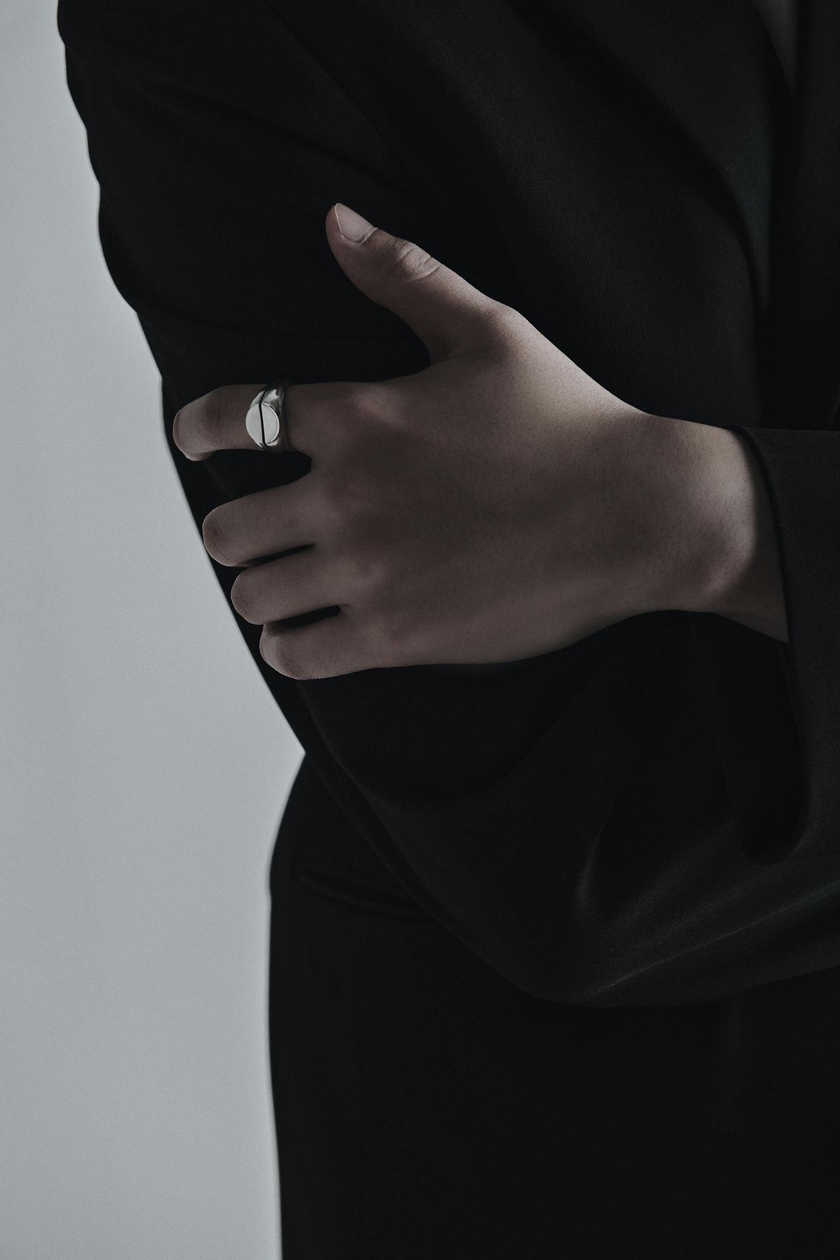 오버더라인(OVER THE LINE) One line Circle Ring