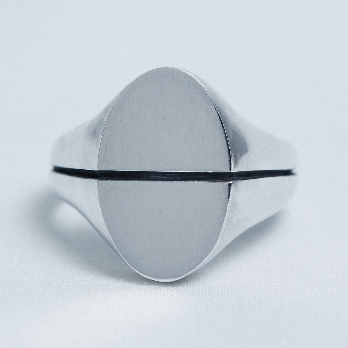 오버더라인(OVER THE LINE) One line Oval Ring
