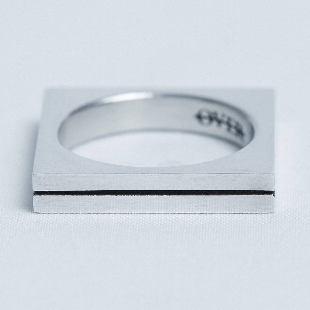 오버더라인(OVER THE LINE) Square line Ring