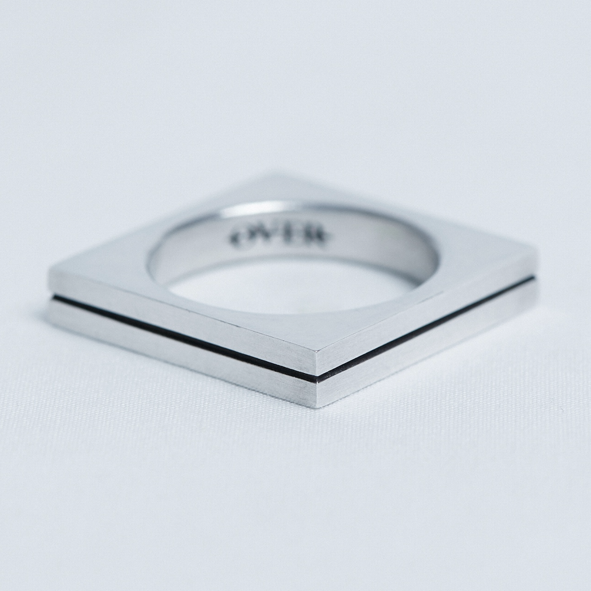 오버더라인(OVER THE LINE) Square line Ring
