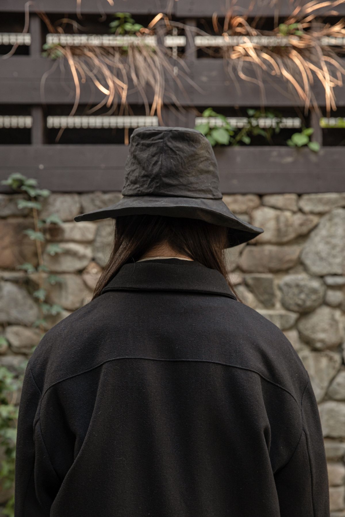 이즈(EEASEE) 커버올 자켓 블랙