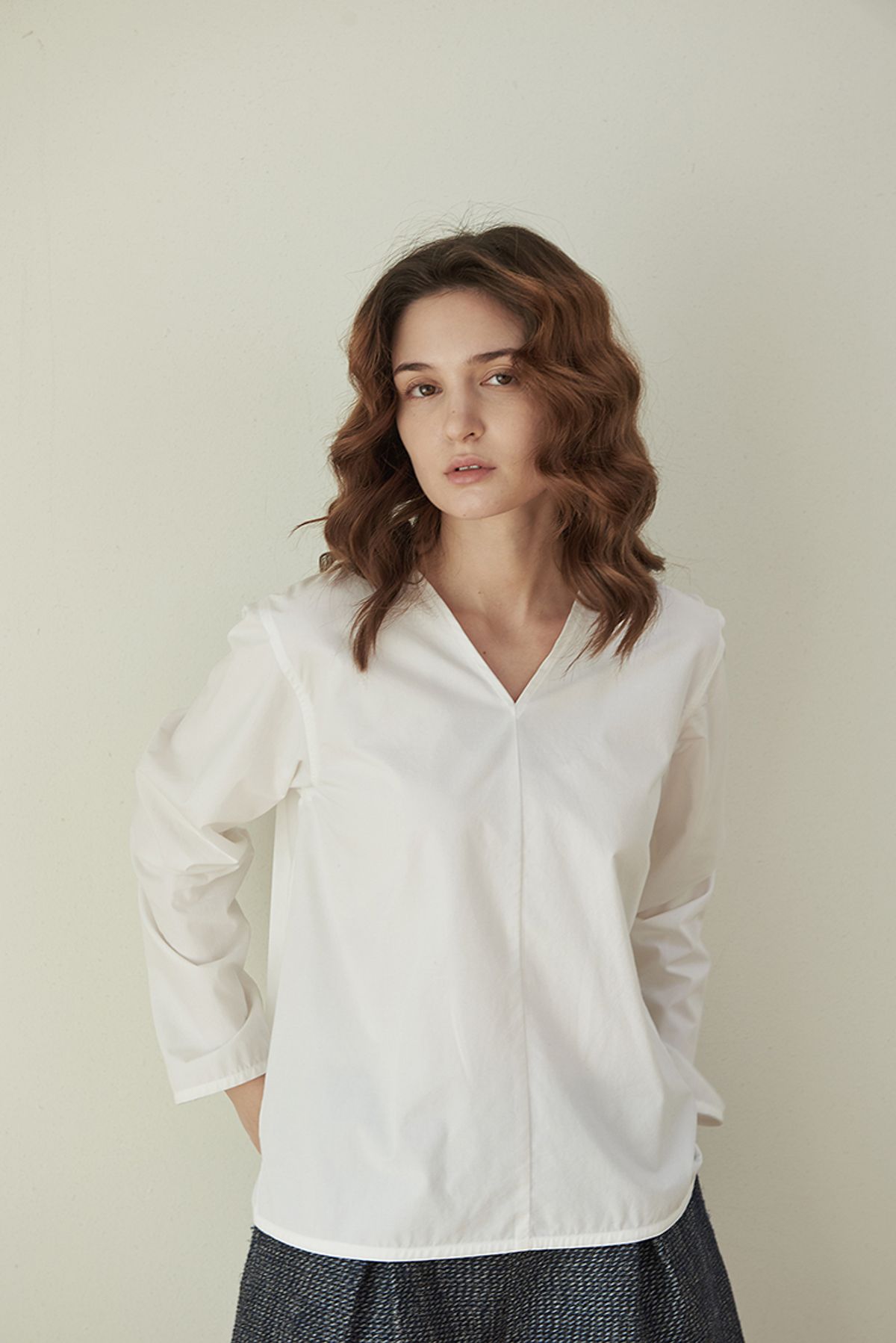 라비올렛트(LA VIOLETTE) Ribbon Tie Blouse