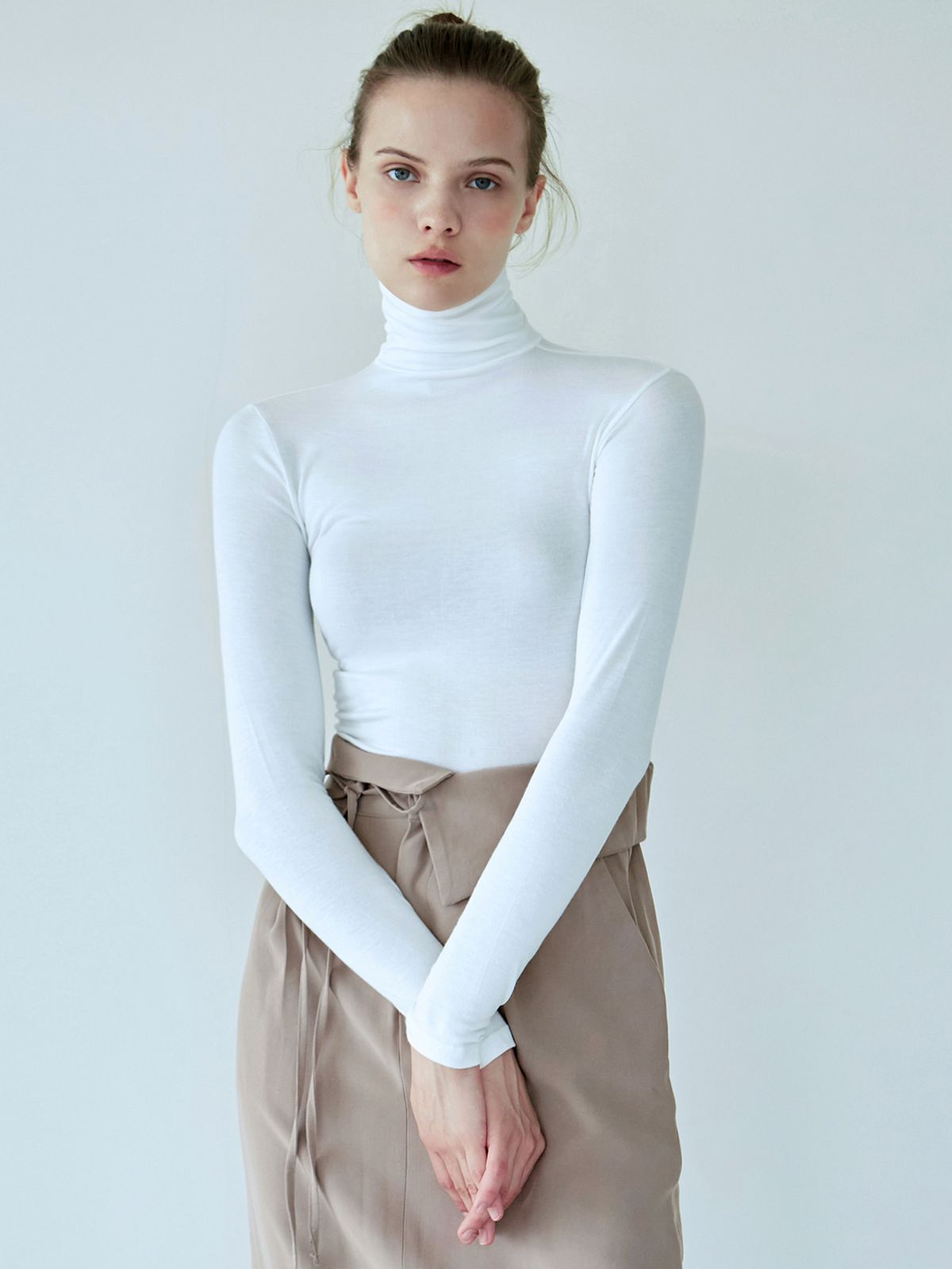 닉앤니콜(NICK&NICOLE) [패키지] [ESSENTIAL] SLIM TURTLENECK TOP