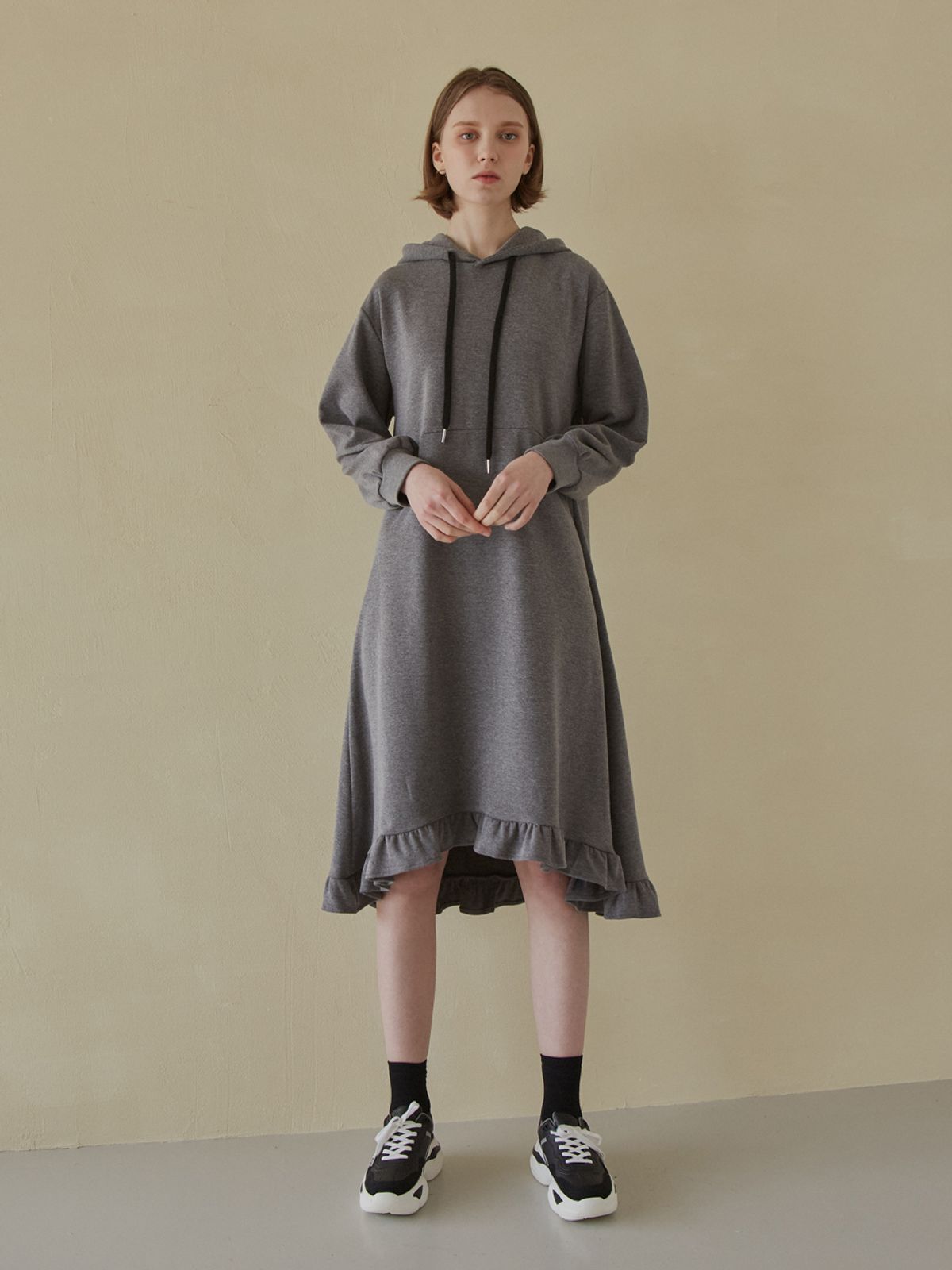 아방(AVANT-G) Hooded Frill Long Dress - Charcoal