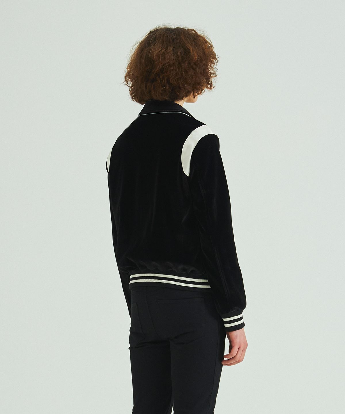 롤링스튜디오(ROLLINGSTUDIOS) VELVET VARSITY JACKET BLACK