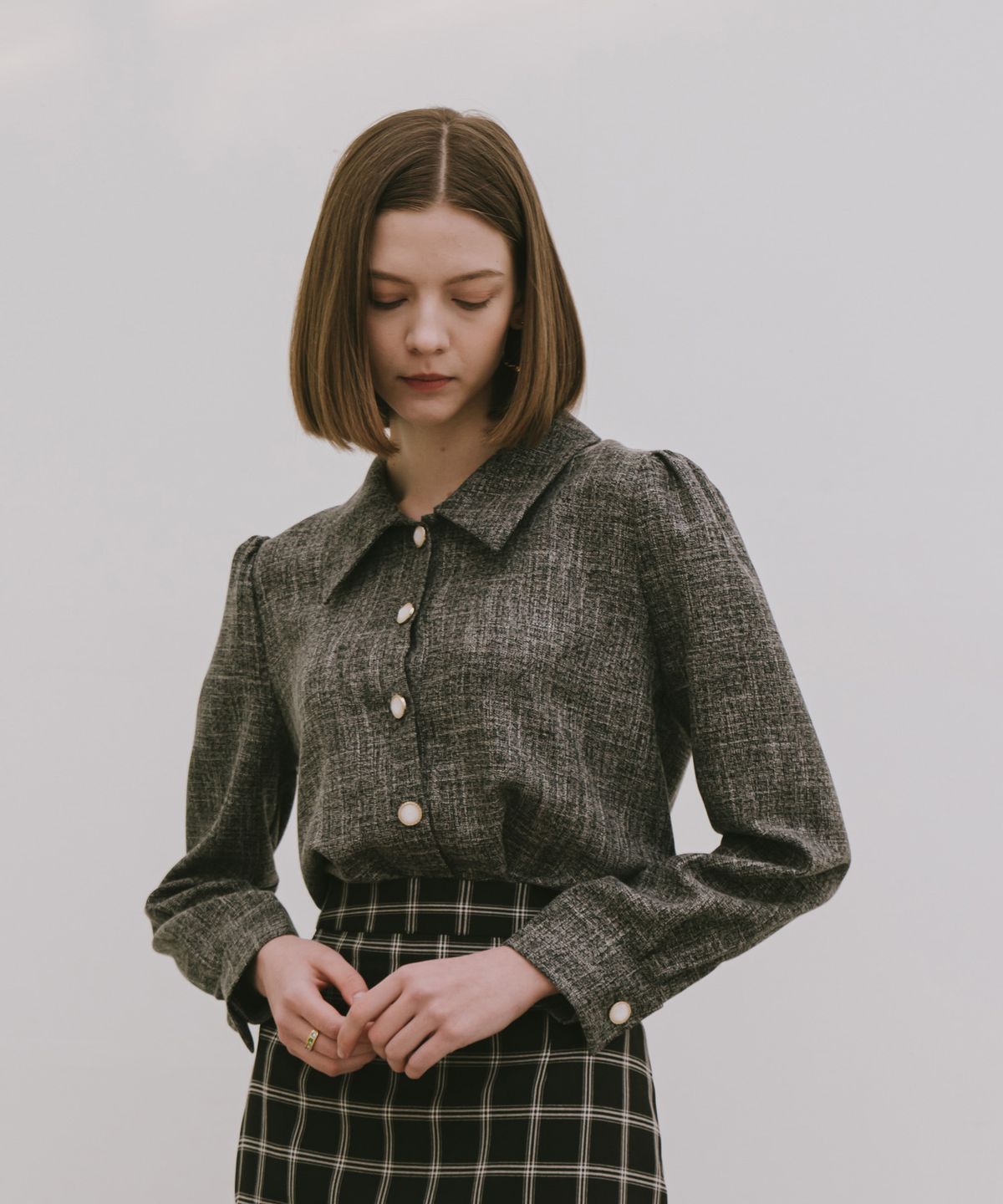 엽페(YUPPE) TWEED SHIRT_BLACK