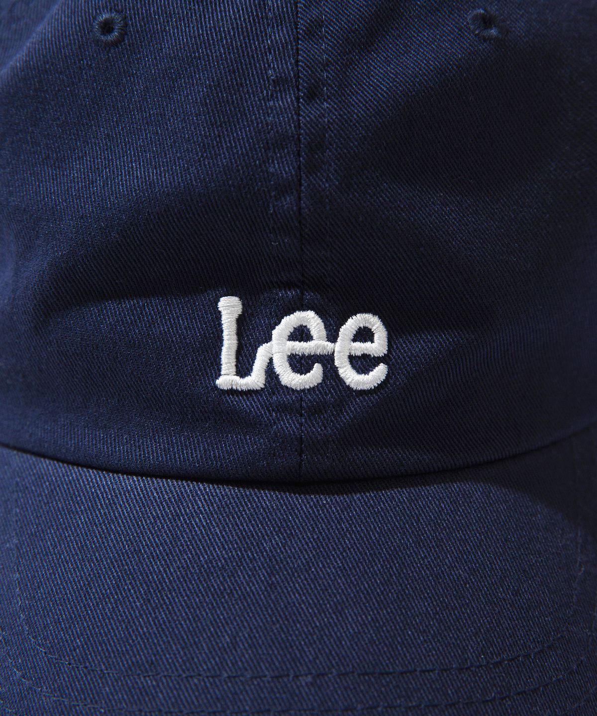 리(LEE) 스몰 트위치로고 코튼 커브 볼캡 네이비