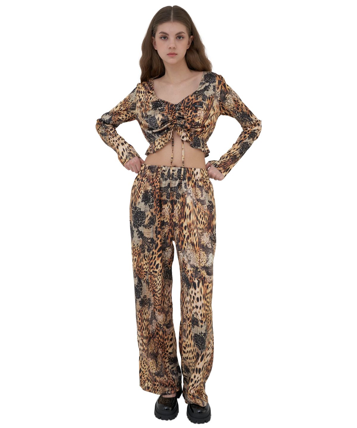 어나더에이(ANOTHER A) Satin Square Leopard Blouse