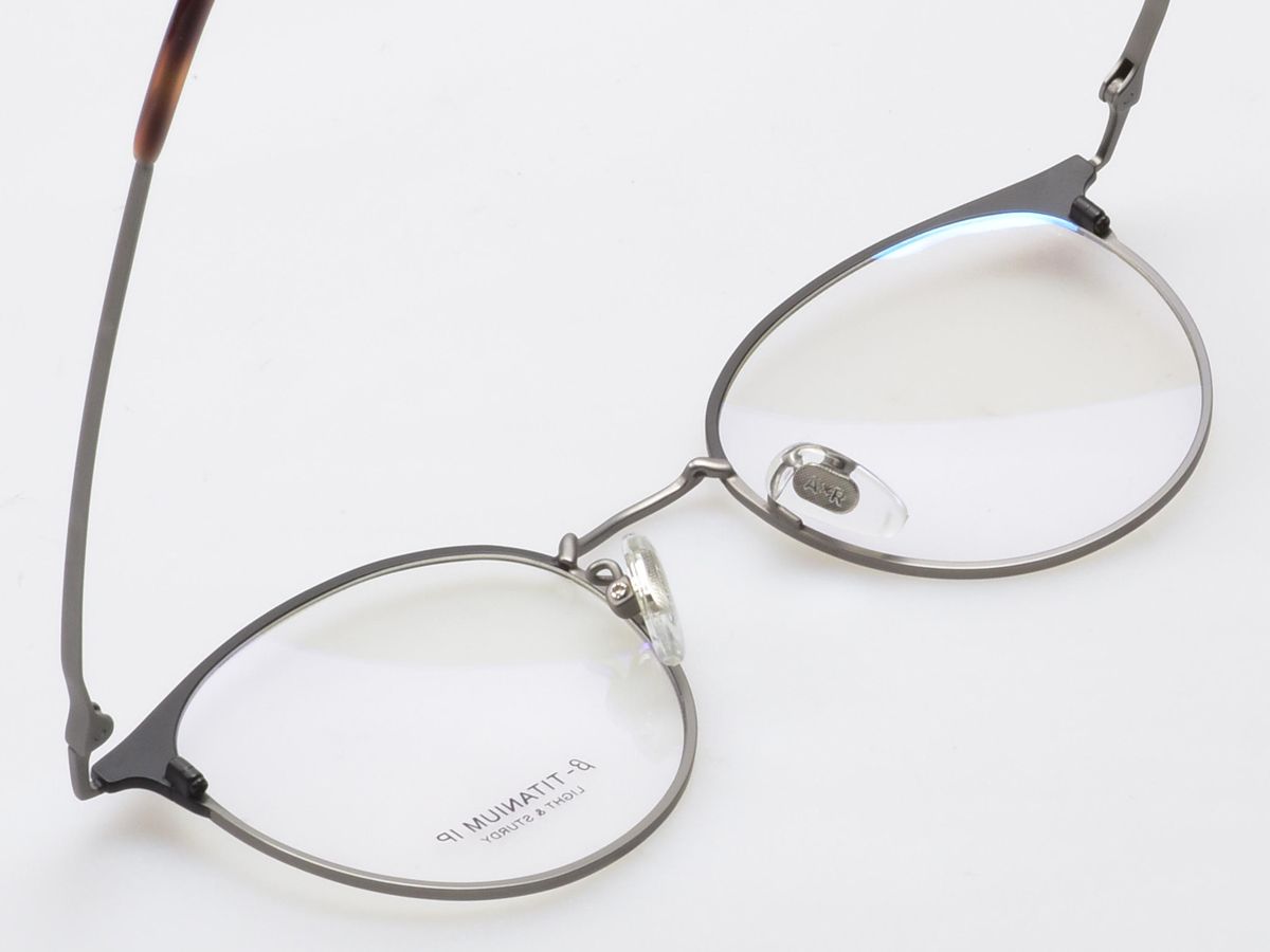 알로아이웨어(ALO EYEWEAR) [ALOXROUNZ] AR8013A C1 하프 투톤 블랙&그레이 베타티타늄 라운드 안경