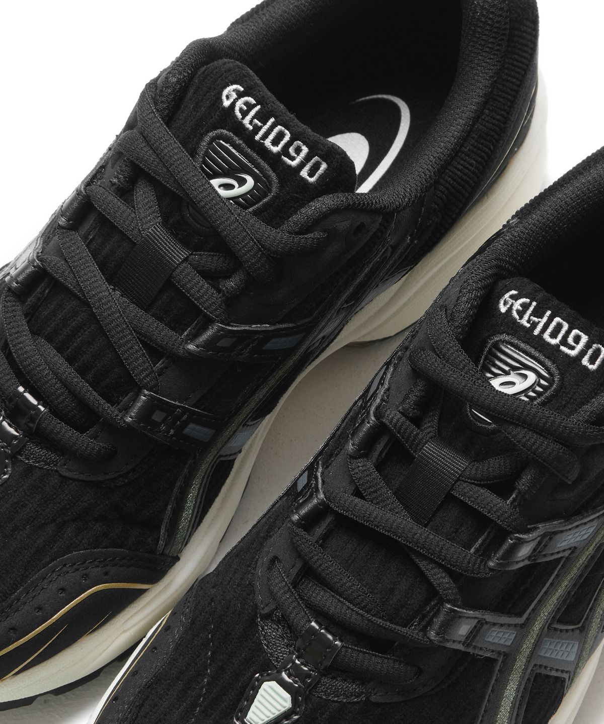 아식스(ASICS) 젤-1090 W - 블랙:블랙 / 1202A157-001