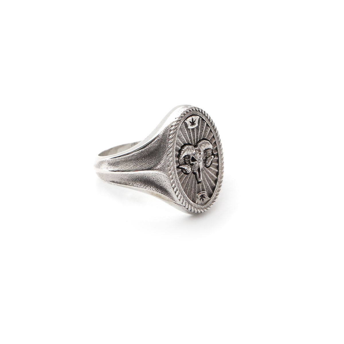스팅925(STING925) Ram Skull Ring