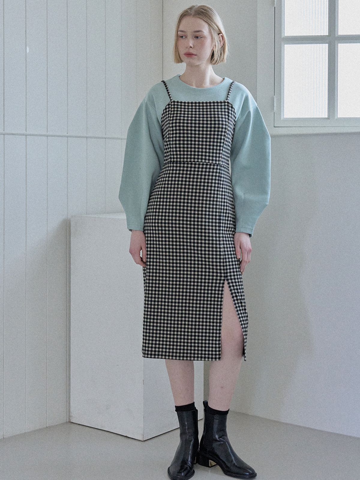 아방(AVANT-G) Darts Volume Sleeve Round T-shirt - Mint
