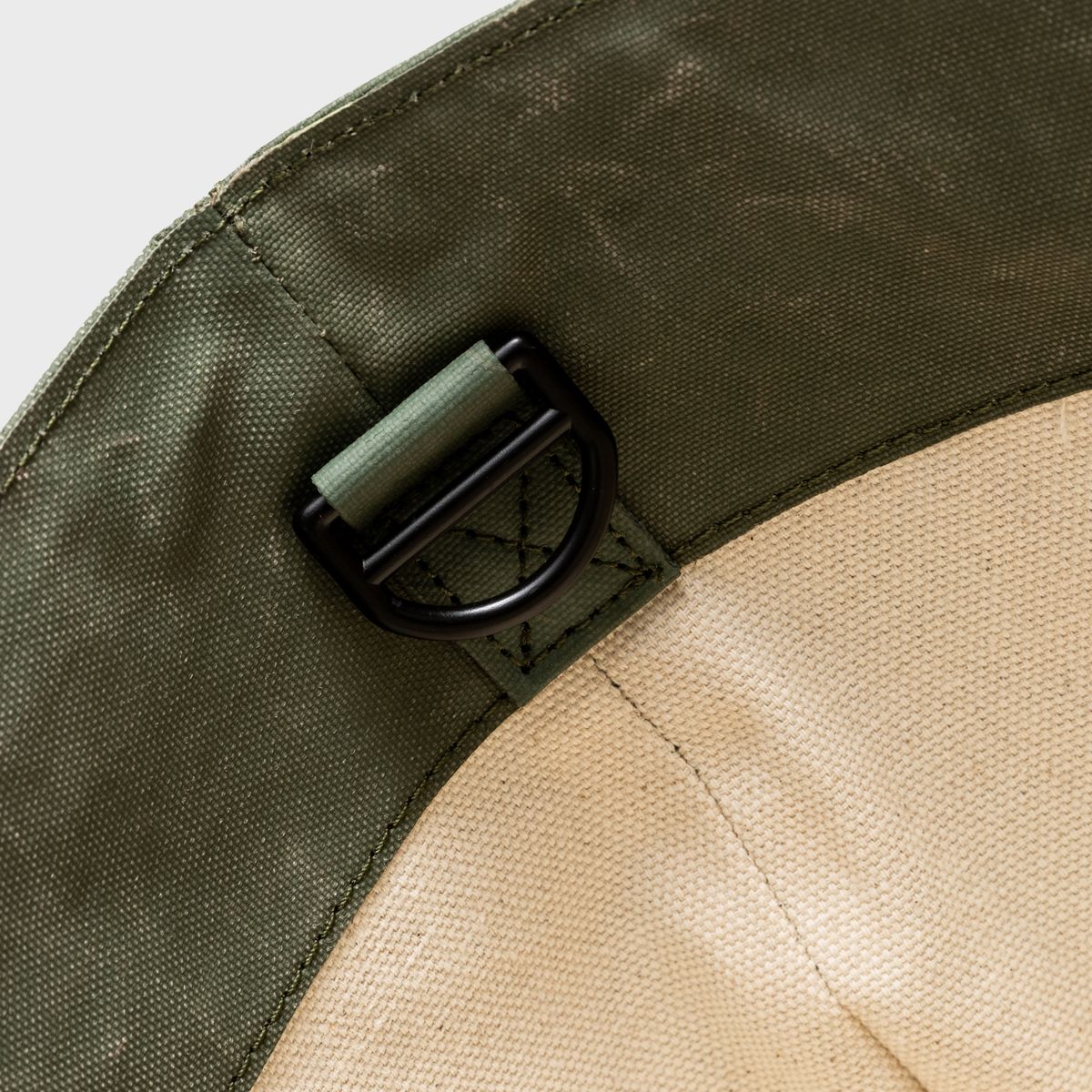 카네이테이(KANEITEI) ORION VERTICAL TOOL BAG (OLIVE DRAB) / UPCYCLED