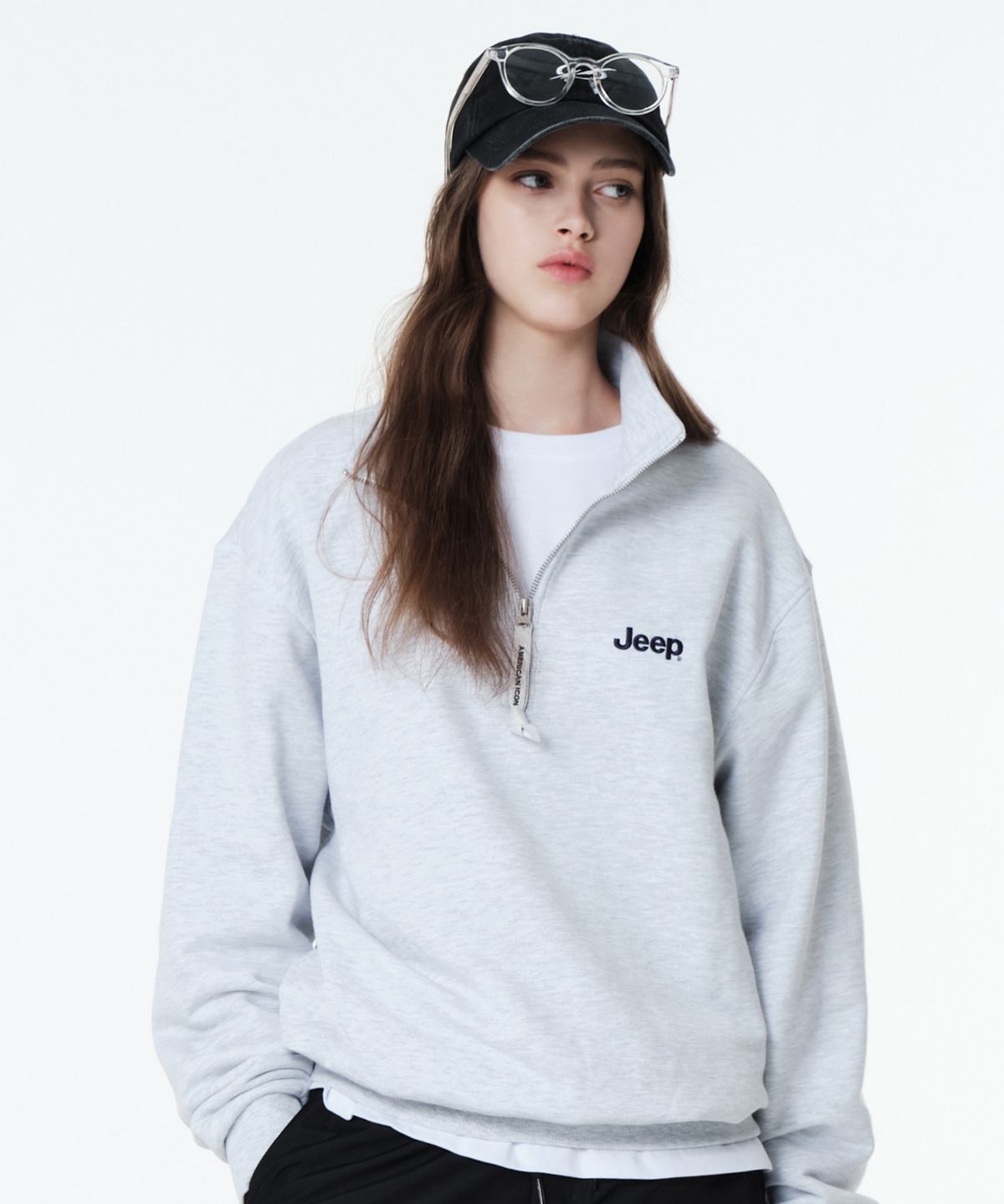 지프(JEEP) [360g] M-Logo 반집업 맨투맨 (JR5TSU838MW)