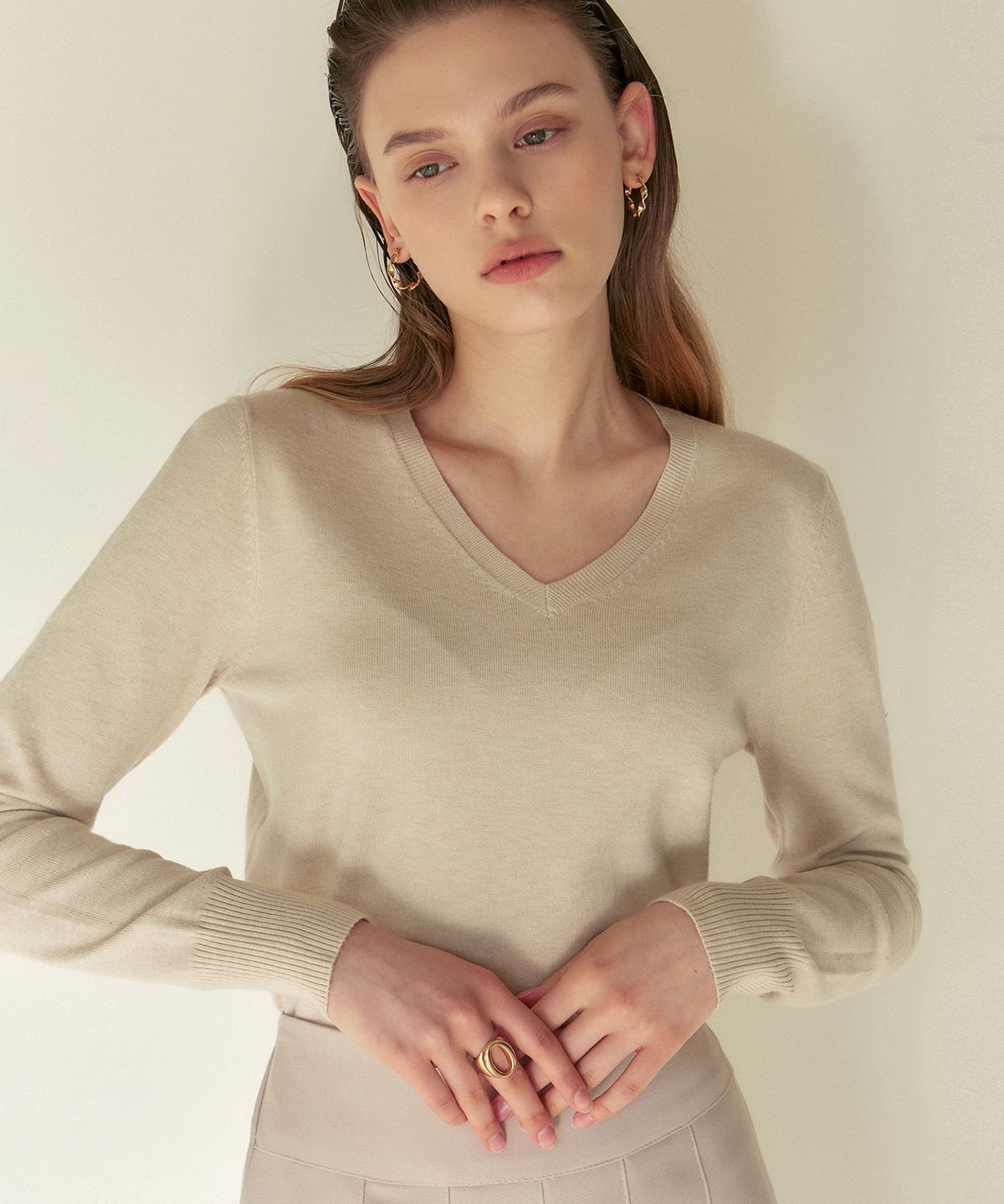 닉앤니콜(NICK&NICOLE) [ESSENTIAL] SOFT V NECK KNIT_LIGHT BEIGE