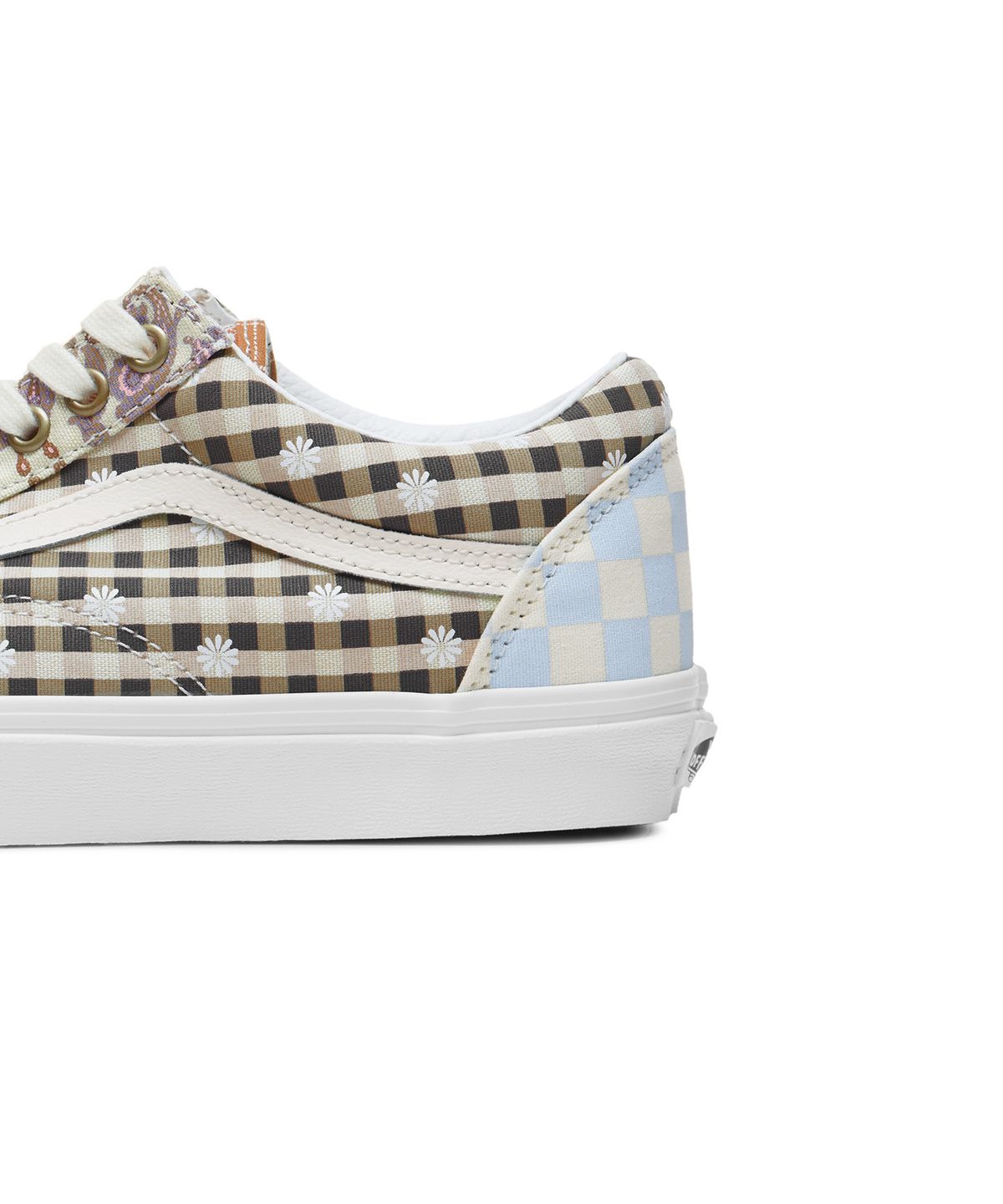 반스(VANS) 올드스쿨 - (메도우 패치워크) 멀티:트루 화이트 / VN0A7Q2J4201