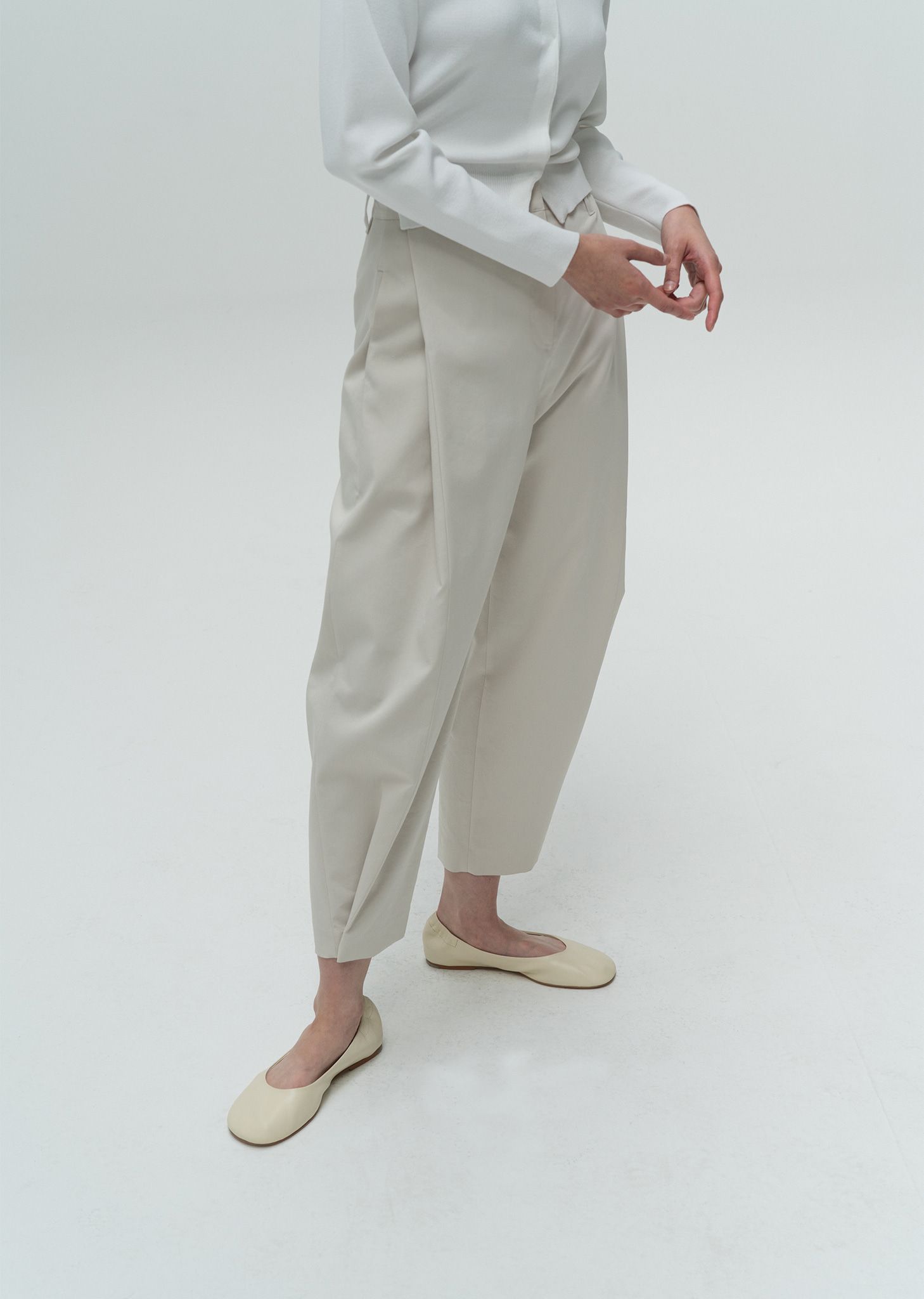 아모멘토(AMOMENTO) SNAP GARCONNE PANTS - CREAM - 사이즈 & 후기