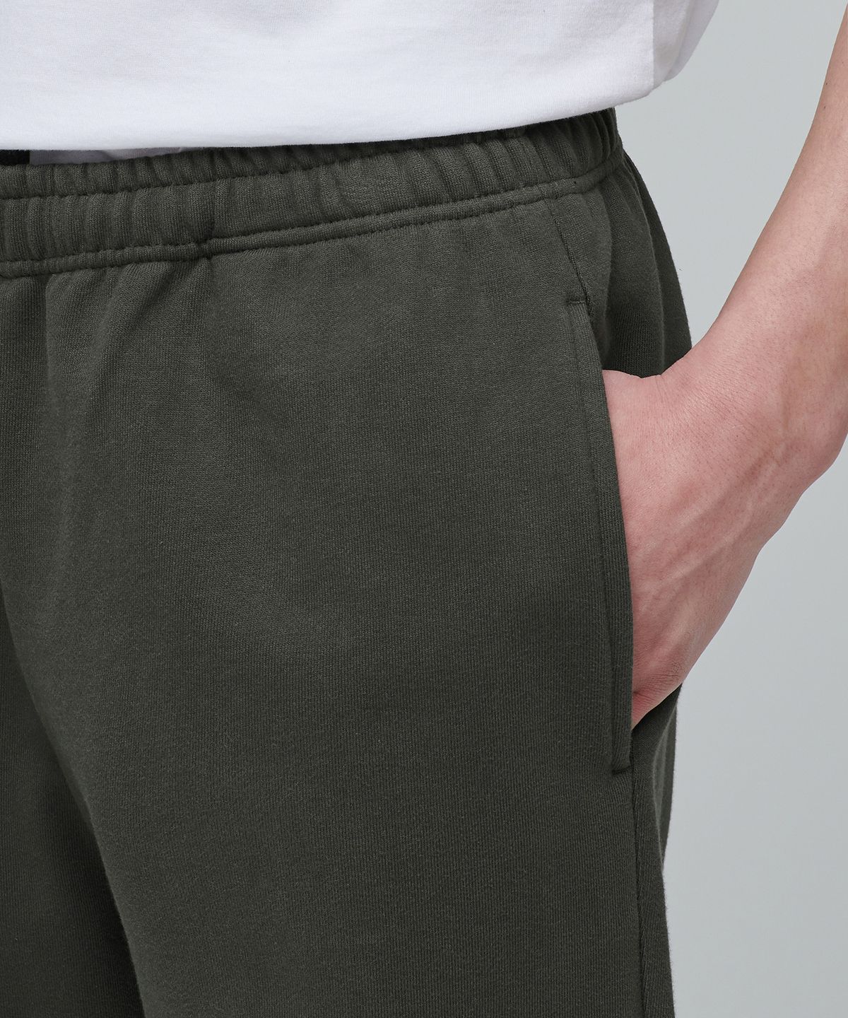무신사 스탠다드(MUSINSA STANDARD) 헤비웨이트 스웨트 팬츠 [더스티 카키]