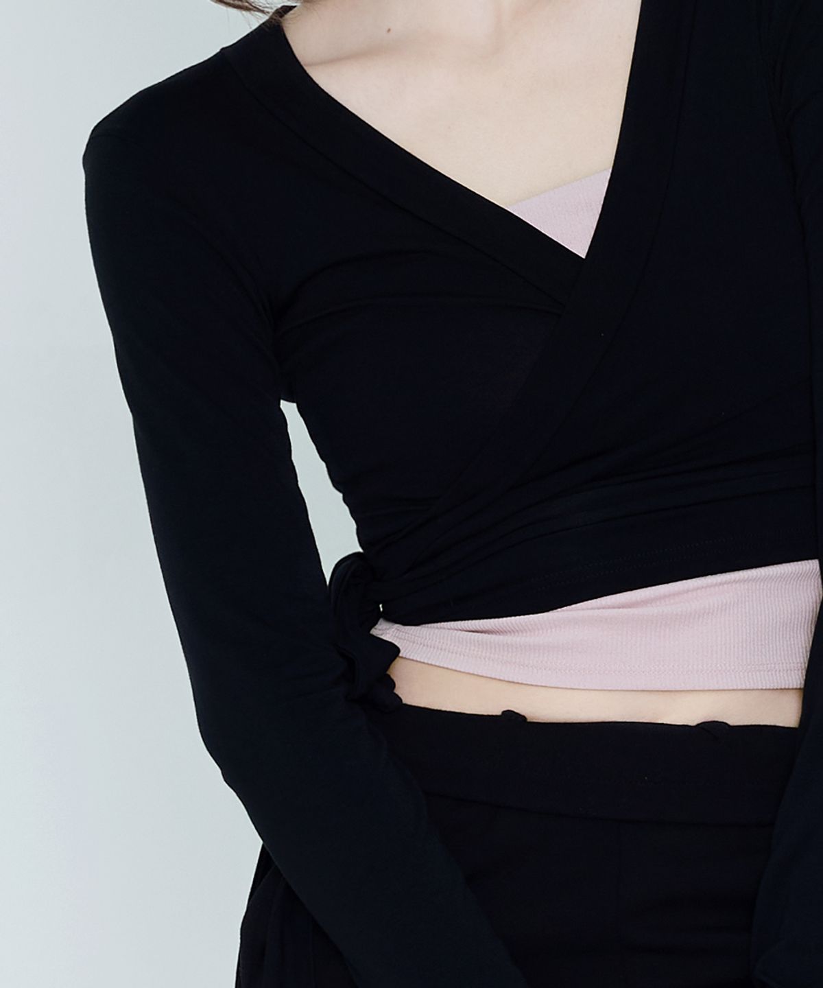 데비웨어(DEVIWEAR) 발레 스트랩 가디건 DEVI-T0048-블랙