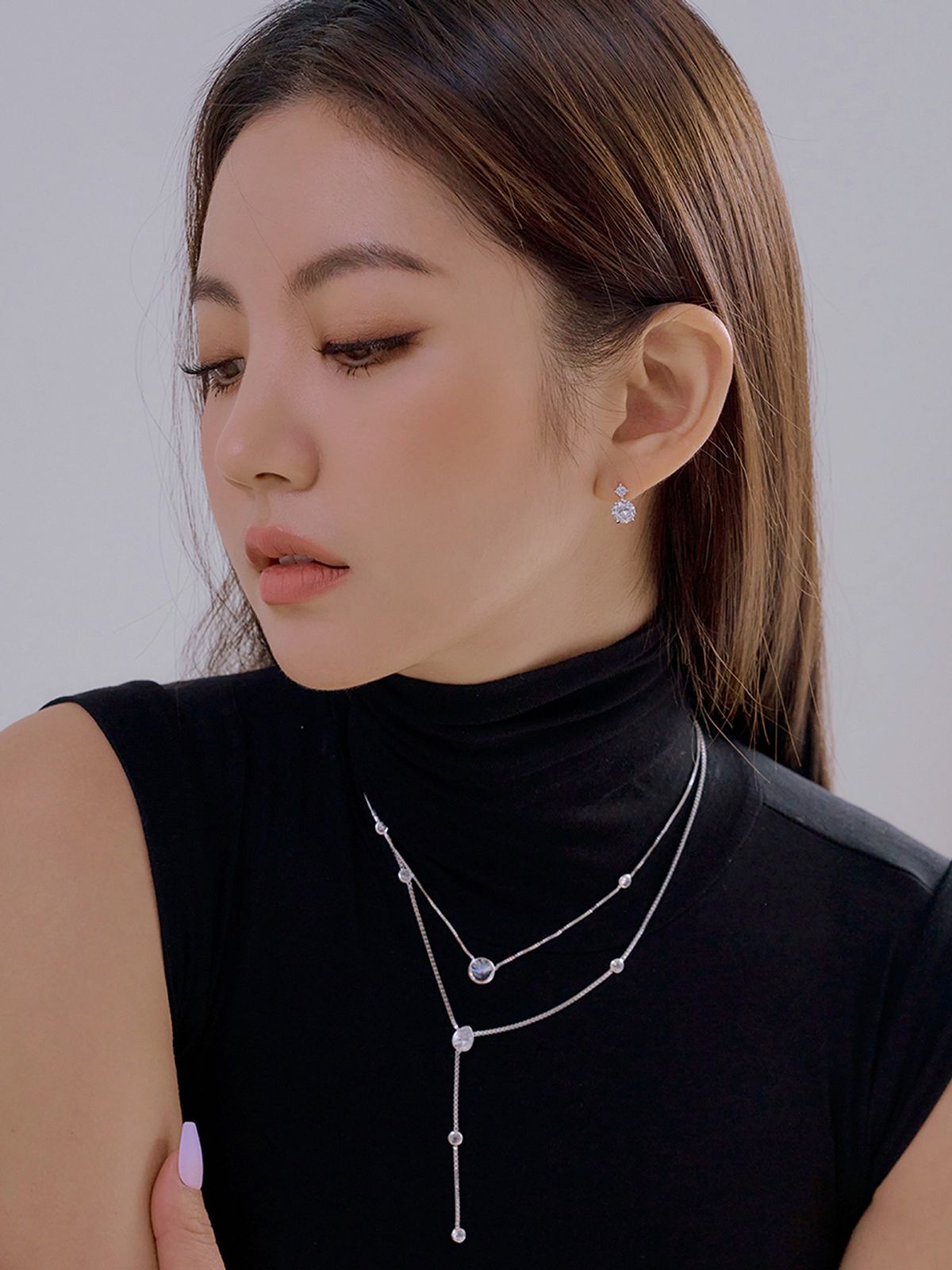 마씨에르(MACIER) 물방울 큐빅 Y 목걸이 (실버)