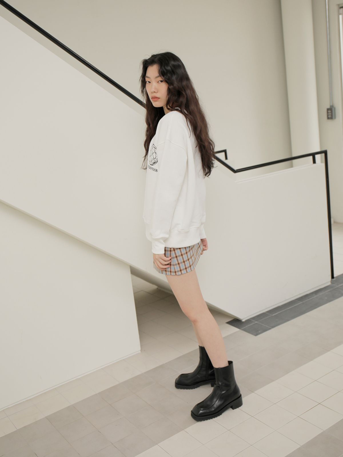 느와(NOIR) Our Sweatshirts
