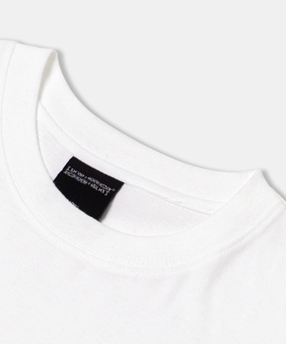아임낫어휴먼비잉(I AM NOT A HUMAN BEING) CIRCLE LOGO TEE - WHITE