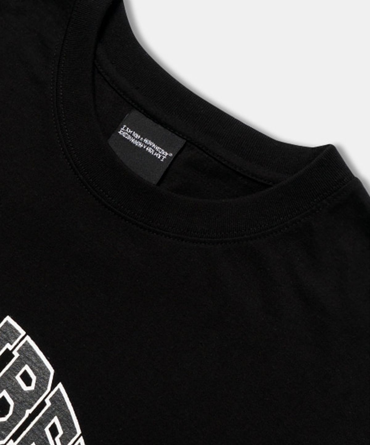 아임낫어휴먼비잉(I AM NOT A HUMAN BEING) VARSITY TEE - BLACK