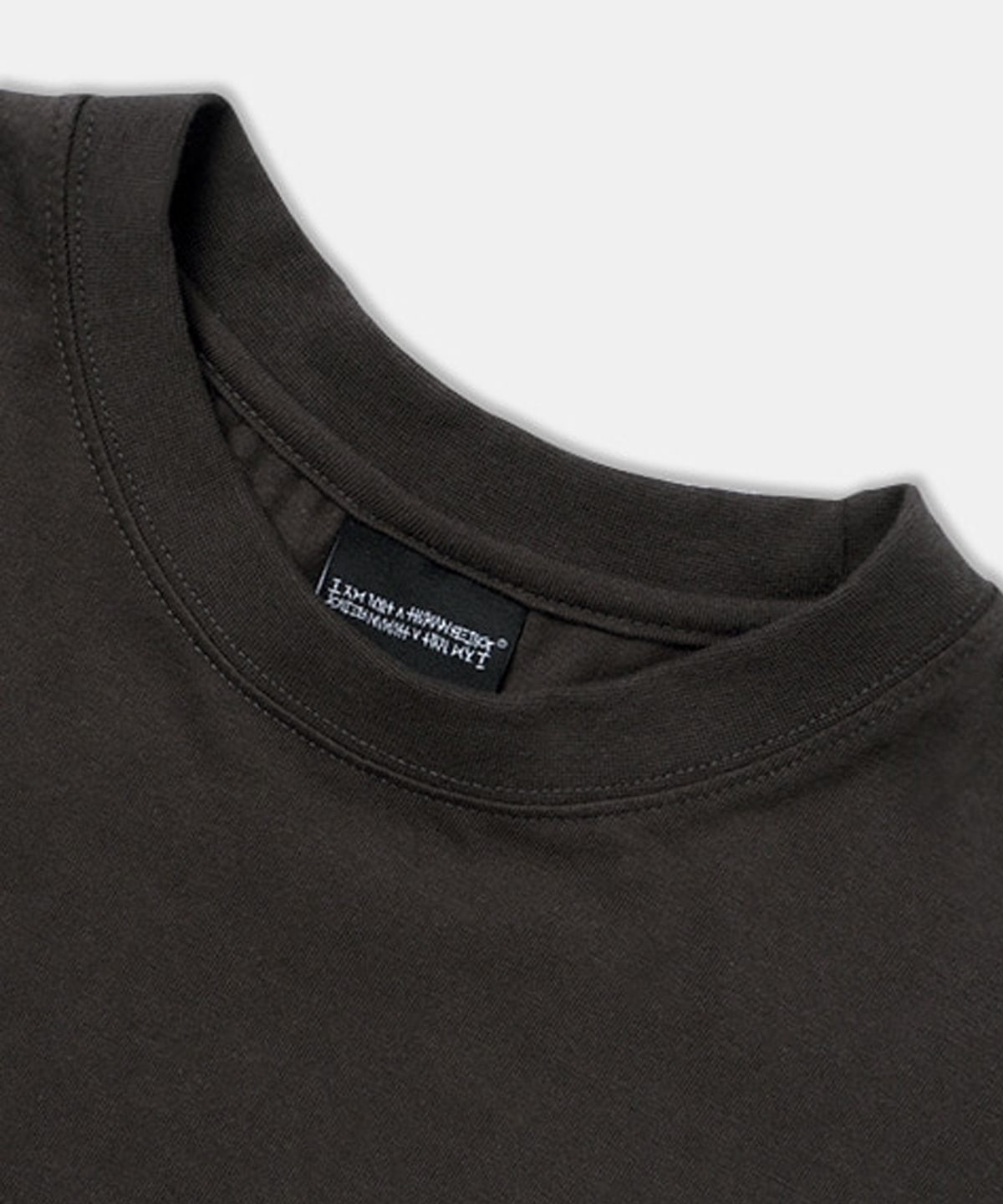 아임낫어휴먼비잉(I AM NOT A HUMAN BEING) BASIC LOGO SHORT SLEEVE T-SHIRT - CHARCOAL