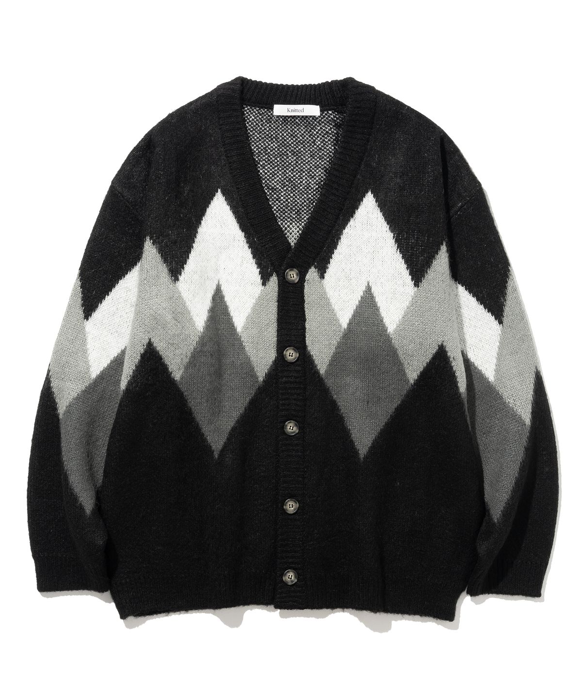니티드(KNITTED) 벌키 브러쉬 아가일 가디건 DARK BLACK