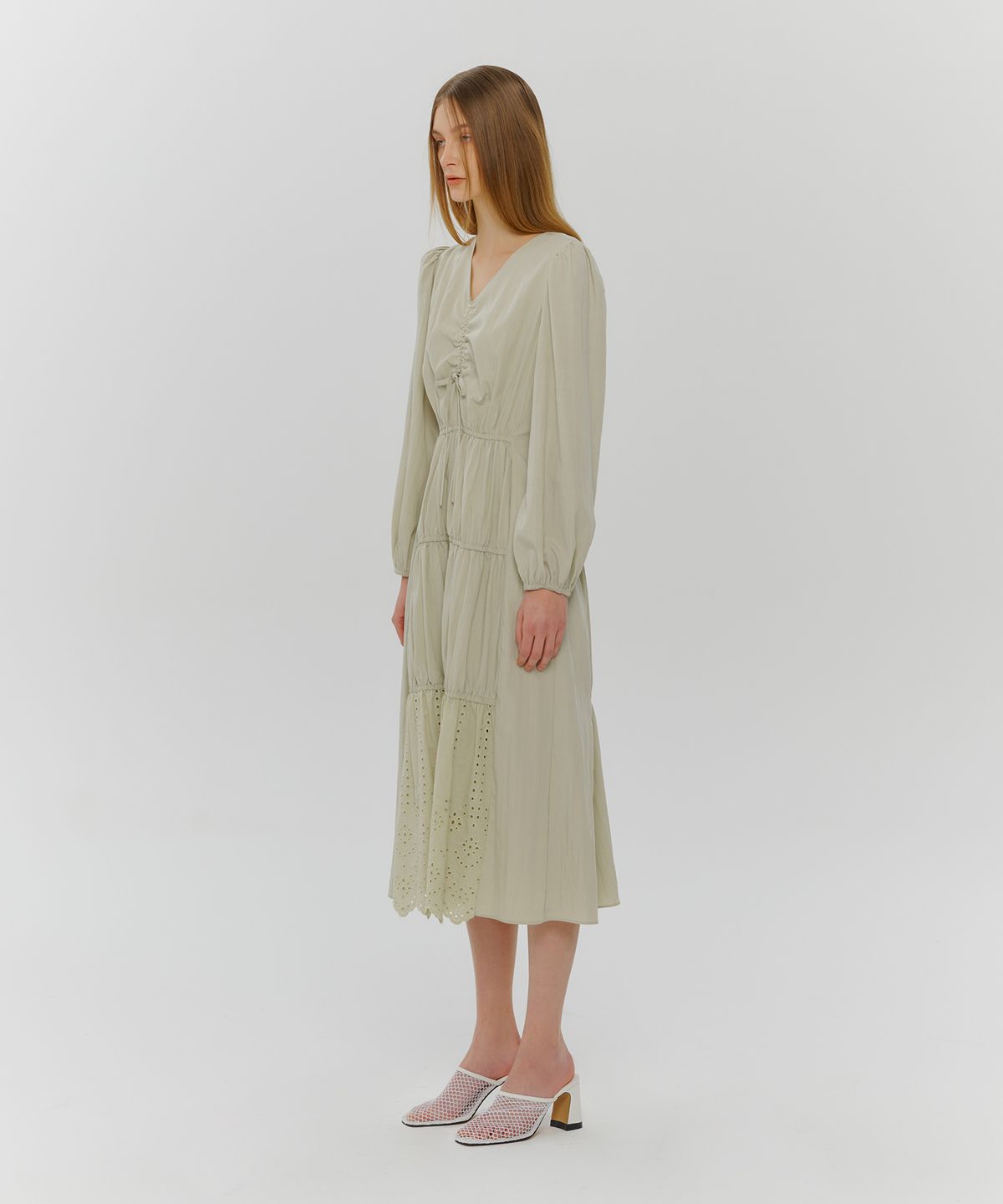 에트몽(ETMON) Stair Shirring Punching Dress  Light Green