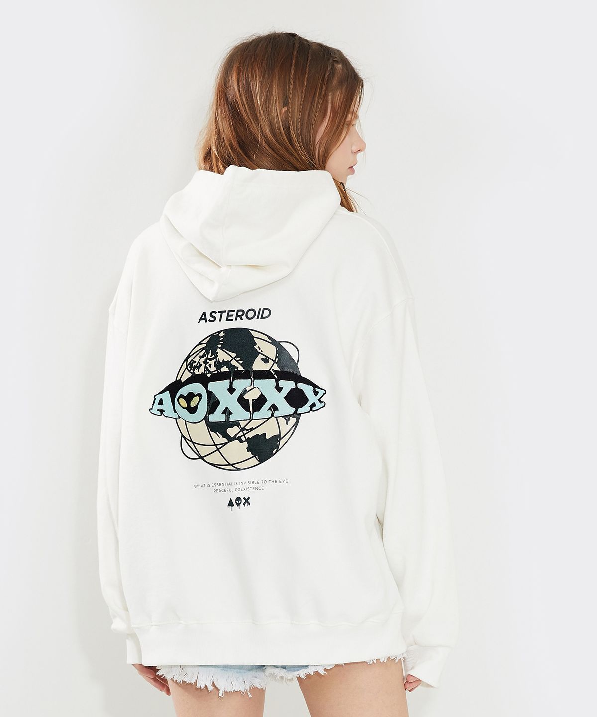 에이오엑스(AOX) Globe Hoodie(Oversize fit) White